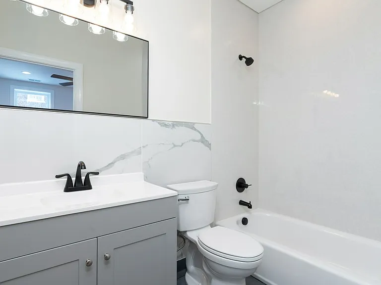 1224 W Cary St — Photo 28