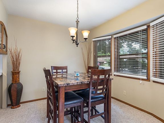 2nd image of 2629 Chatham Woods Dr SE #15