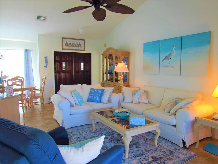 315 Penrose Cir — Photo 24