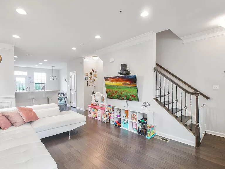 1117 Trenton Pl SE — Photo 8