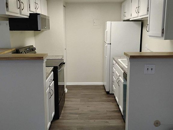 4th image of 4400 S Quebec St APT H208
