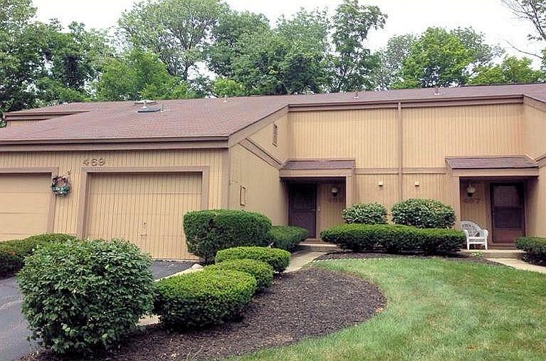 1st image of 469 Clubhouse Dr