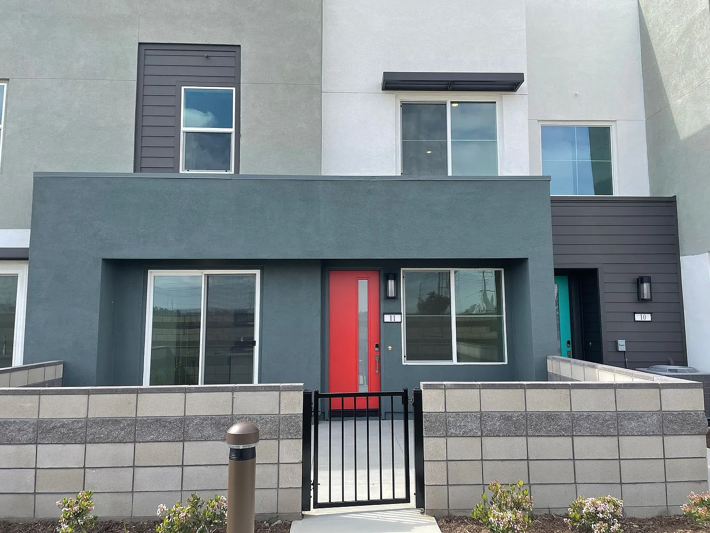 Modern 3BR Townhome in Neuhouse | Resort Pool, Prime Ontario Ranch Location — Photo 1