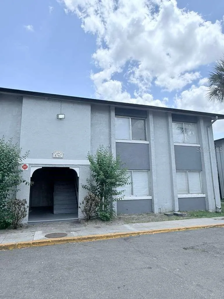 Building Photo - 4767 S Texas Ave #4767B