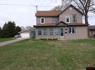 518 W 2nd St, Mankato, MN 56001