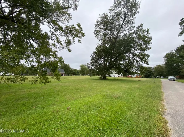 Lot # 40 Stuart Avenue, Lake Waccamaw, NC 28450