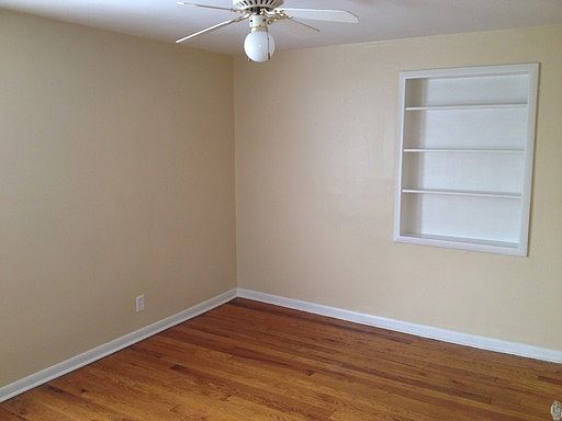 4th image of 241 Castlewood Ave