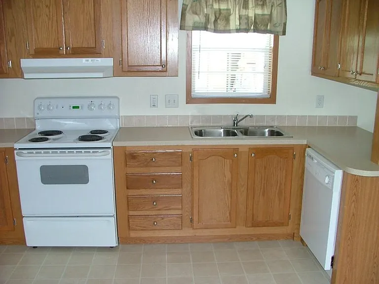2511 S Illinois Ave #117 — Photo 10