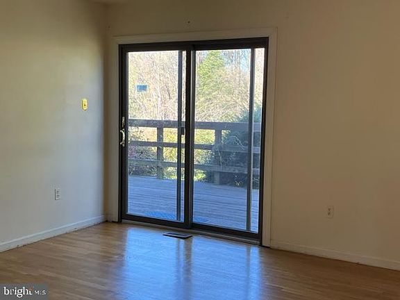 4th image of 10304 Brandenburg Ct