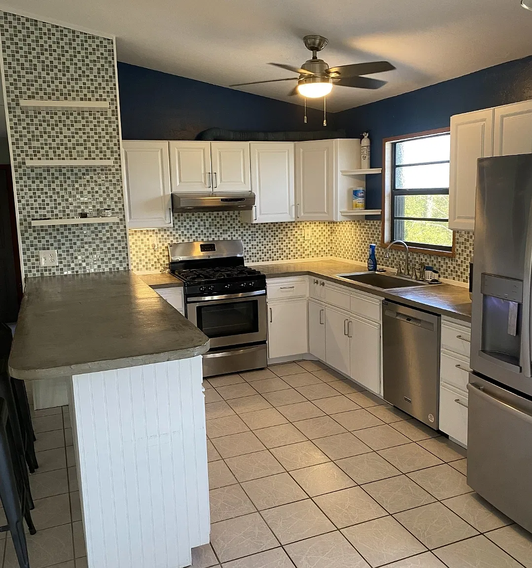 2942 Central Ave — Photo 3