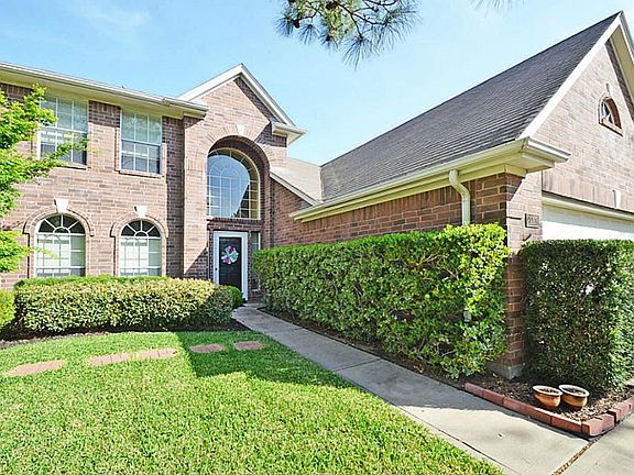 3rd image of 21110 Royal Villa Dr