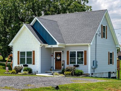 435 9th St, Shenandoah, VA, 22849