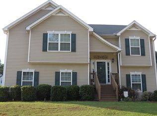 201 Oakwood Pl, Villa Rica, GA 30180