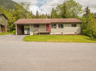 896 Brown Deer Rd, Ketchikan, AK 99901