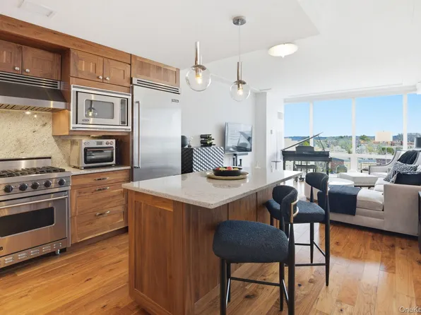 5 Renaissance Square #15C, White Plains, NY 10601