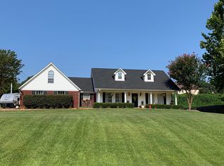 299 Spring Hill Dr, Pontotoc, MS 38863