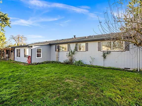 4th image of 904 S Magnolia St