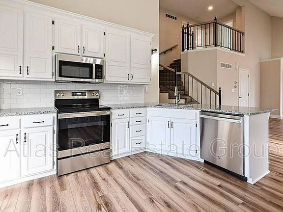 4th image of 624 Silver Hill Dr