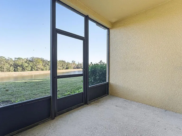 2795 Oakwater Dr — Photo 14