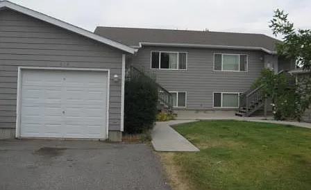 612 W Shore Dr — Photo 1
