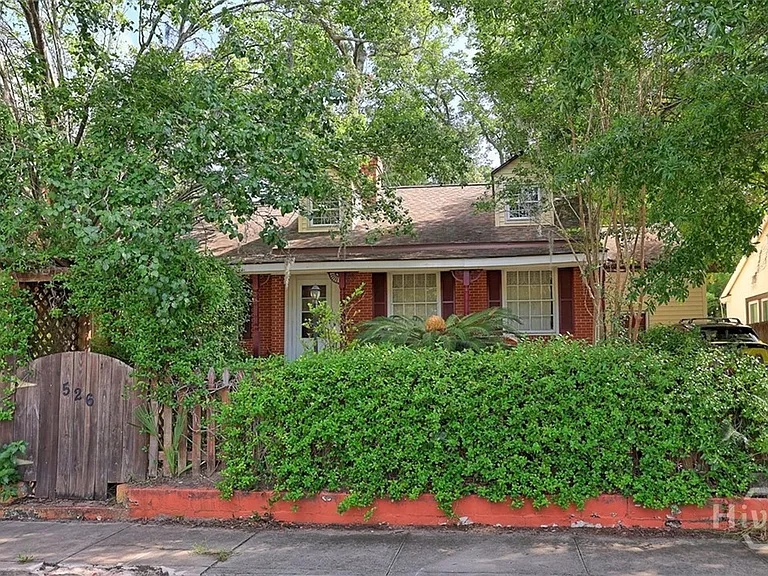 526R Durant Ave — Photo 3