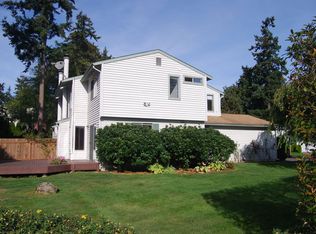 13711 135th Ave NE, Kirkland, WA 98034