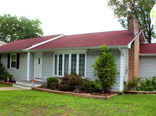 22 Cardinal Dr, Toms River, NJ