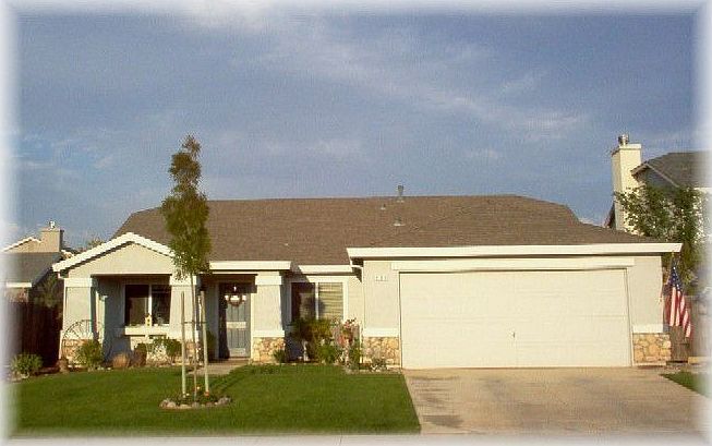 1st image of 404 Donner Ct