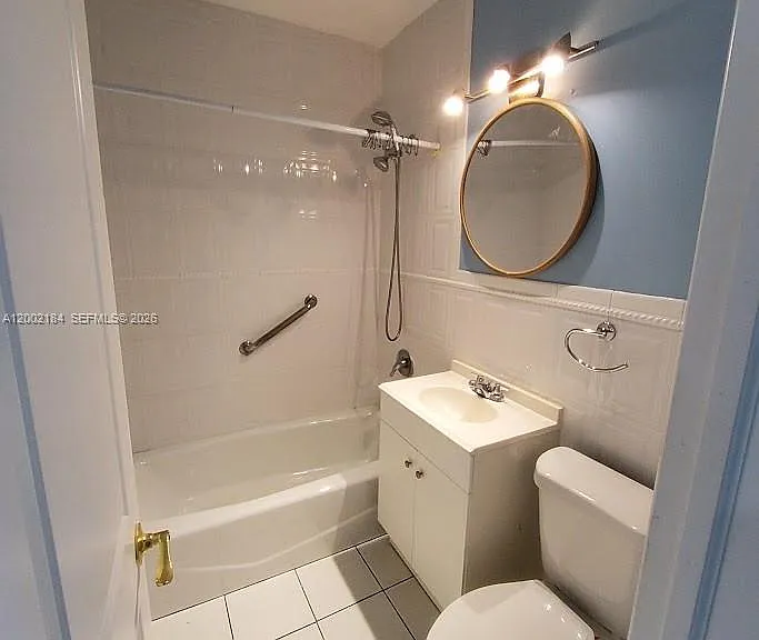 1348 NE 176th St — Photo 9