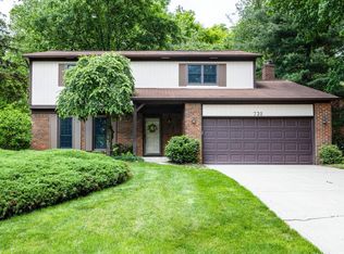 732 Cherrington Rd, Westerville, OH 43081