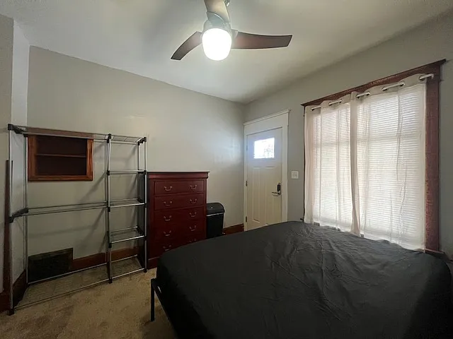 Bedroom - 1M - Main floor with private entrance