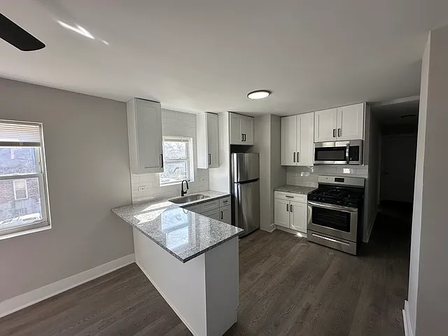 6924 S Aberdeen St #2 — Photo 2