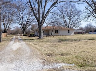 8647 Cox Rd, Indianapolis, IN 46221