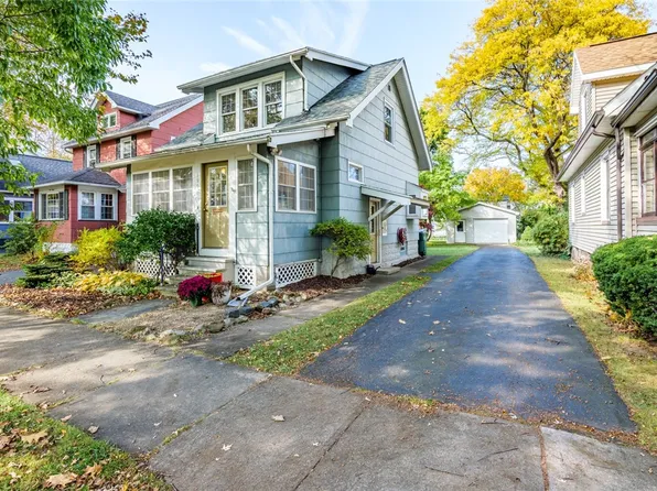196 Wilsonia Rd, Rochester, NY 14609
