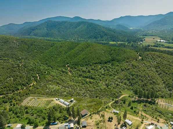 0 Deer Creek Rd #700, Selma, OR 97538