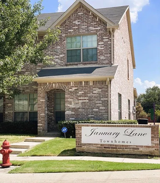 4 bed, 1700 sqft, $2,500 — Photo 1