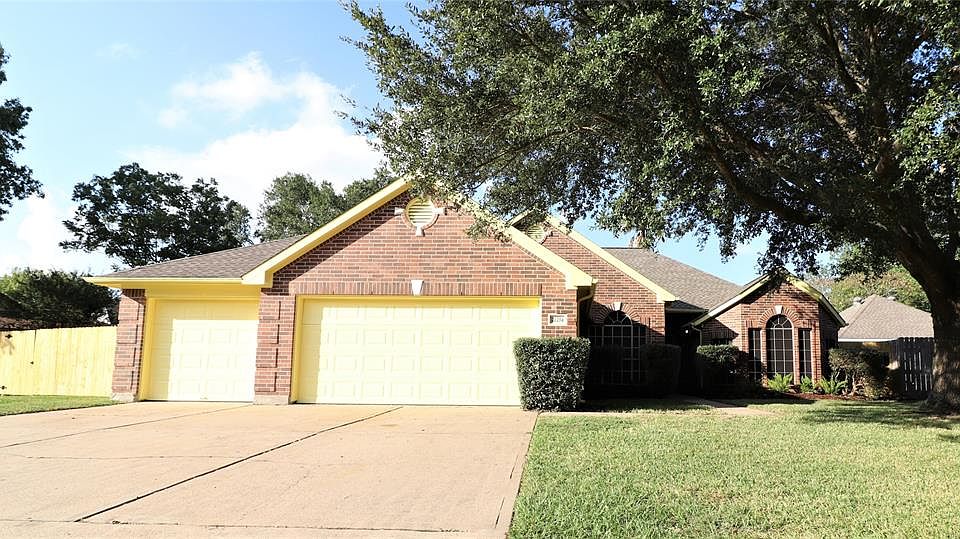 1st image of 21214 River Court Dr