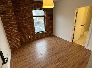 920 Montgomery St #210, San Francisco, CA 94133