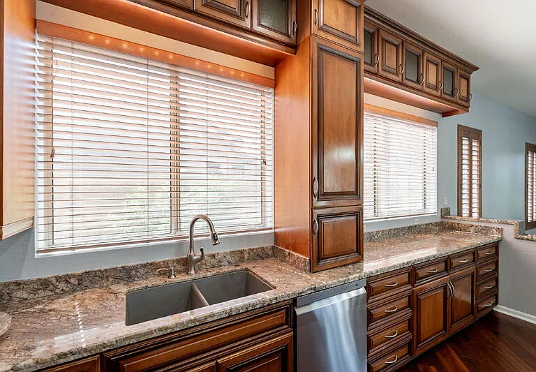 7167 W Abraham Ln — Photo 16