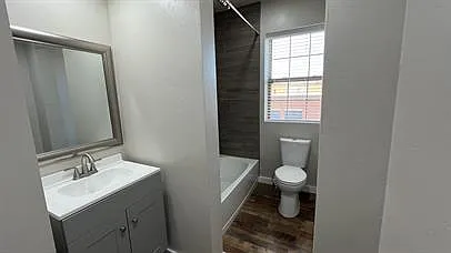 1201 NW 2nd St #6 — Photo 6