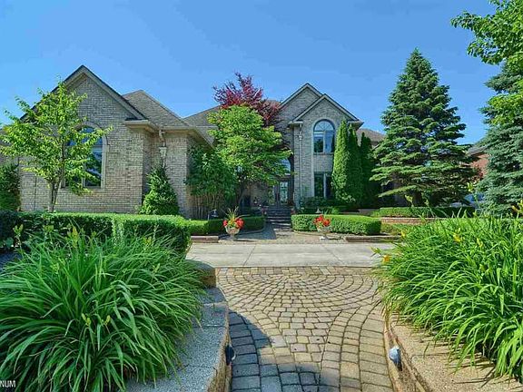 2nd image of 5872 Jackelyn Ct