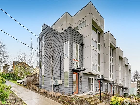 2nd image of 502 16th Ave S