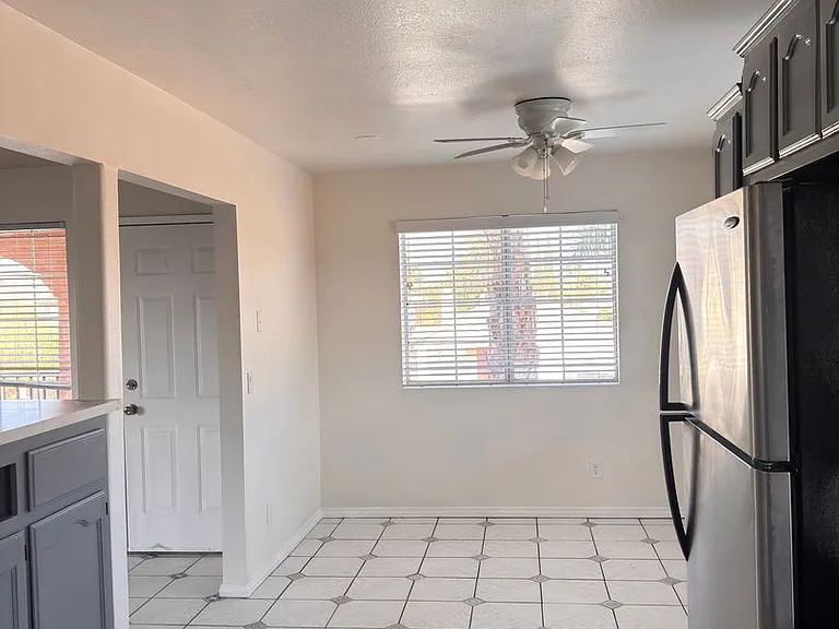 1060 McFarland Ave — Photo 21