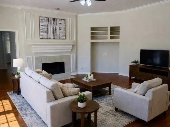4402 Water Elm Way, Houston, TX 77059