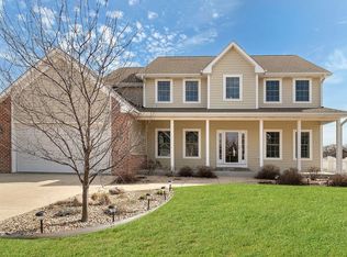 1633 38th Ct, Kenosha, WI 53144