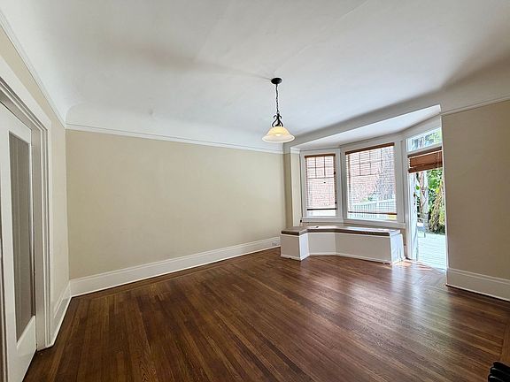 5th image of 1137 Bush St APT 2