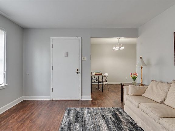 4th image of 4987 Verosa Ave