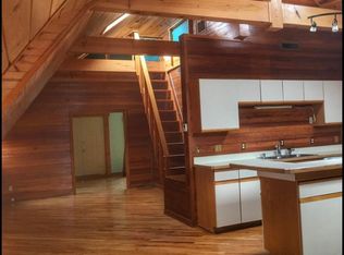 1100 Main St #1/2, Racine, WI 53403