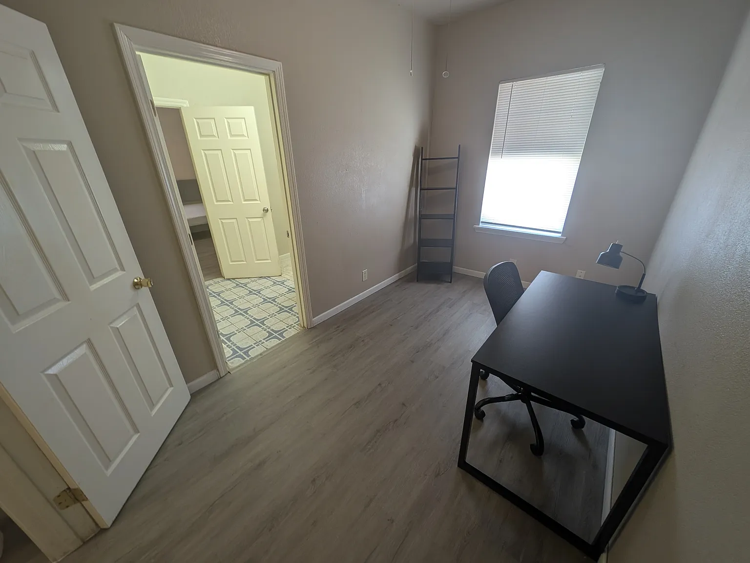 2 bed, 780 sqft, $1,700 — Photo 3