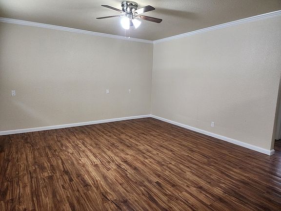3rd image of 1200 D St #11306454